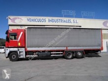 Camión lona Renault Magnum 440.26 S
