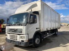 Camion Volvo FM7 fourgon occasion
