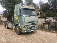 Camion Volvo F12 420 châssis occasion