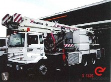 Camion nacelle Renault Gamme G 340