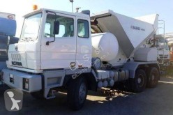 Camion béton toupie / Malaxeur Astra
