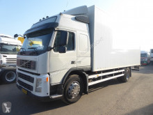 Camion Volvo FM9 fourgon occasion