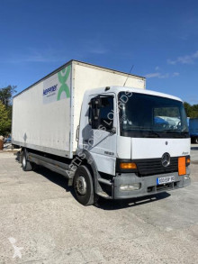 Camion fourgon Mercedes Atego 1523