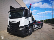 Camión chasis Iveco