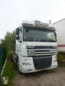 Камион мултилифт с кука DAF XF105 460