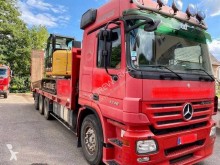Камион Mercedes Actros 3248 превоз на строителна техника втора употреба