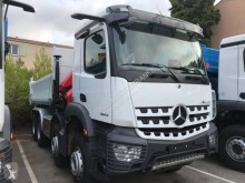 Camion bi-benne Mercedes Arocs 3243 KN