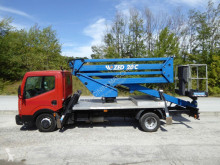 Camion nacelle Nissan Sequani ZED 20 C
