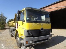Camion polybenne Mercedes Actros 2633