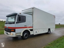 Camión furgón caja polyfond Mercedes Atego 815