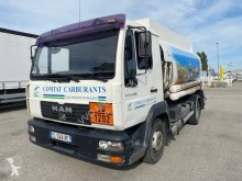 Camion MAN LE 12.220 citerne hydrocarbures occasion