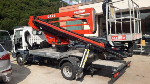 Camion nacelle Nissan Cabstar