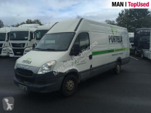 Camion fourgon Iveco Daily