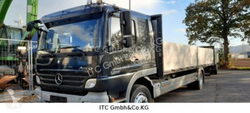 Camión Mercedes 1229 Atego Pritsche mit Anh. lona usado