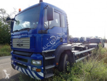 Camion porte containers MAN F HS 19