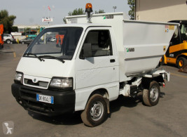 垃圾处理车 Piaggio