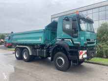 Camion benne Iveco Trakker 410