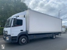 Camion fourgon Mercedes Atego 1318
