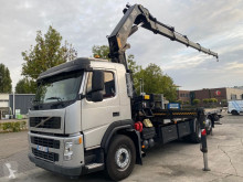 Camion plateau Volvo FM13