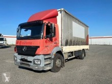 Teherautó Mercedes Axor 1828 használt ponyvával felszerelt plató