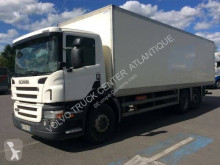 Camion fourgon Scania P 360