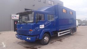 Camion bétaillère Nissan Eco
