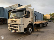 Camion plateau standard Volvo FM 330