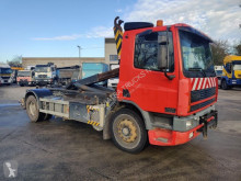 Camion polybenne DAF CF75