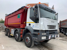 Camion ribaltabile Iveco Trakker 440