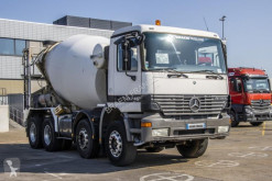 Camion Mercedes Actros 3240 béton toupie / Malaxeur occasion