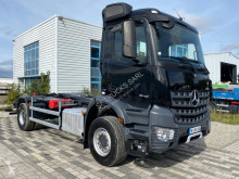 Камион мултилифт с кука Mercedes Arocs