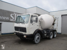 Camión hormigón cuba / Mezclador Mercedes 2225
