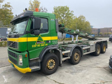 Грузовик контейнеровоз Volvo FM13