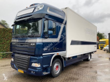 Camión DAF XF105 furgón usado