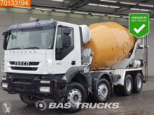 Kamión betonárske zariadenie domiešavač Iveco Trakker