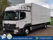 Camión Mercedes Atego 1230 furgón usado