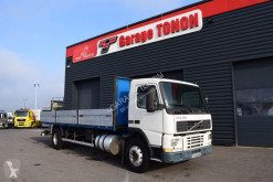 Camión Volvo FM7 250 caja abierta estándar usado