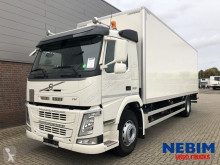 Camion fourgon Volvo FM 330