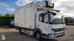 Lastbil kylskåp Mercedes Atego 1018