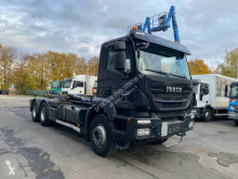 Camión Iveco Trakker AD 260 T 45 P Gancho portacontenedor usado
