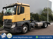 Teherautó Mercedes Actros 1842 használt alváz