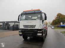 Camion béton toupie / Malaxeur Iveco Trakker 450