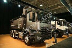 Camion benne TP Mercedes Arocs 3342