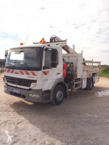 Camion tri-benne Mercedes Atego 1318