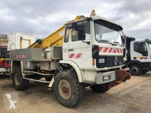 Camión plataforma elevadora telescópica Renault Gamme S 170
