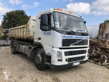 Camion polybenne Volvo FM 340