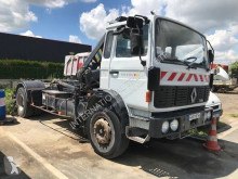 Ciężarówka Renault Gamme G 230 Hakowiec używana