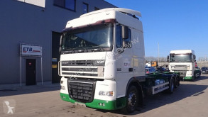 Camión DAF XF 410 chasis usado