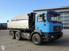 Camion tri-benne MAN 33.464