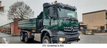 Camión Mercedes 2651 K 6x4 Kipper Blattgefedert volquete usado